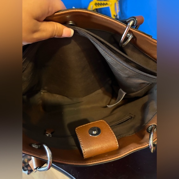 EUC Chaps Shoulder Bag - Picture 8 of 15